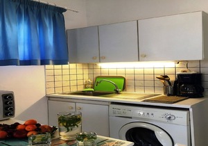 Kokkini Hani: Lovely apartment with garden, 100 meters from the beach, Kokkini Hani/Heraklion.
