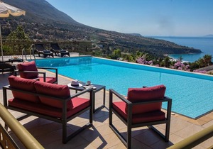 Lourdas Beach View Villa