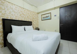 Minimalist Studio at Kebagusan City Apartment By Travelio