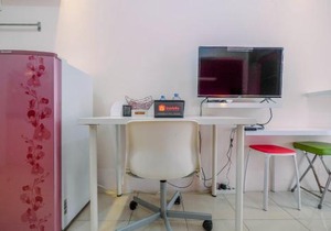 Modern and Comfort Stay @ Studio Pakubuwono Terrace Apartment By Travelio