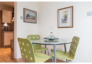 Modern Apt by The Shore ♥ Newhaven