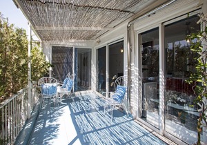 Modern, fully equipped, one bedroom apt. with balcony