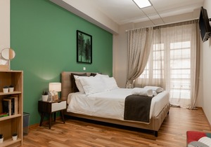 Monastiraki Urban Apartment, Next to Metro Station, Walking Distance to Plaka
