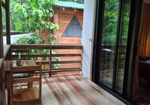 Pachamama Nueva River side Bungalows Punta Uva