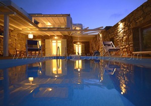 Panormos bay House, private pool
