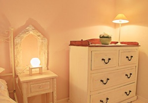 Prasini Luxury Cottage: Pool, A/C, Wi Fi, lovely gardens