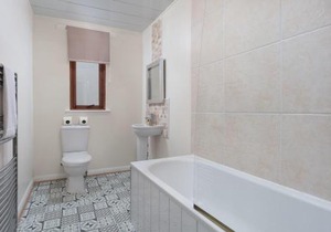 Prestwick Central - Donnini Apartments