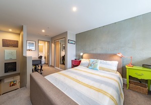 Prime City Location. 3 Min walk to Cuba St.