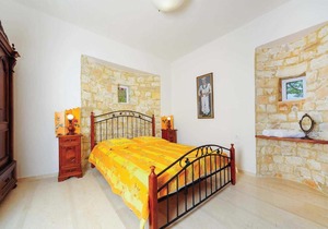 Prinos Villa Sleeps 6 Air Con WiFi