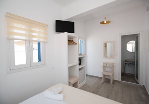 Private Cycladic Room in the heart of Mykonos Town