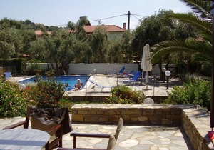 Quiet Beachside Spacious Bungalows + Amazing Seaview + Pool
