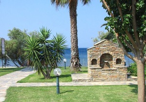 Quiet Beachside Spacious Bungalows + Amazing Seaview + Pool