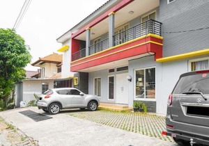 RedDoorz near Siloam Karawaci 3