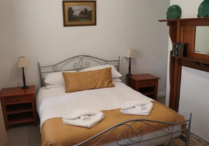 Robinson Cottage
