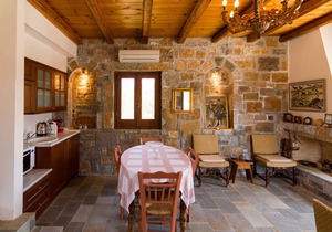 Romantic Stone Studio Close To The Beach