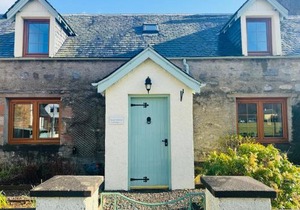 Rosemount Cottage ONE- Highland Cottage