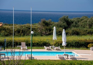 Sea view Private Pool 2-bedroom Luxury villa Cleo with Spa bath near the beach.