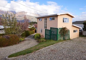 Simply Wanaka - Wanaka Holiday Home