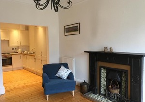 Spacious Flat in Popular Bruntsfield