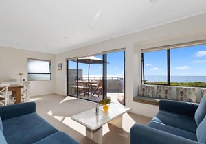 Spectacular Woolleys Bay - Matapouri Holiday Home