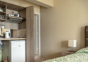 Studio Apartment 'Zois 11' with Sea View, Wi-Fi and Air Conditioning