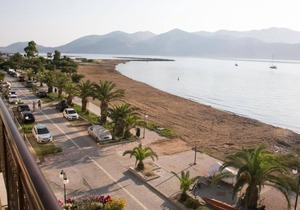 Studio Apartment 'Zois 12' with Sea View, Wi-Fi and Air Conditioning