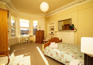 Stunning Luxury Spacious Apart in Edinburgh