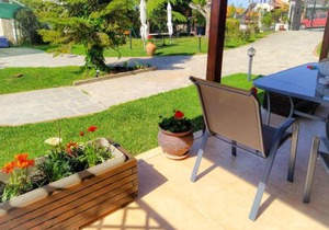 Sunday's Family House/Apartment