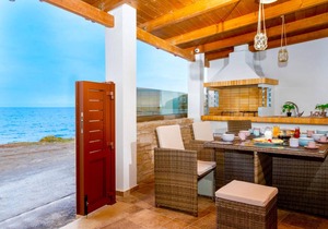 Thalassa Beachfront Villa with private pool