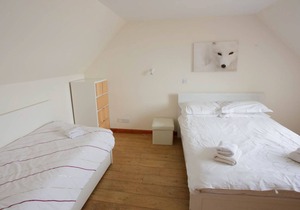 This is the perfect location for all the family with beaches, pretty villages and lots of wildlife.