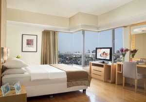 Three Bedroom Executive Apartment, Somerset Berlian Jakarta