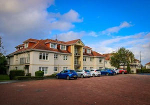 Turnberry Apartments
