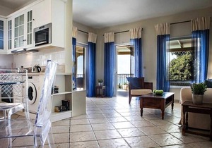 Unique Kefalonia Villa | Beautiful Sea Views | 3 Bedrooms | Lourdas