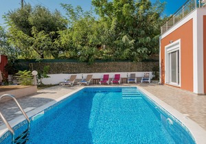 Villa Danae 1, 3-Bedroom Villas with Pool