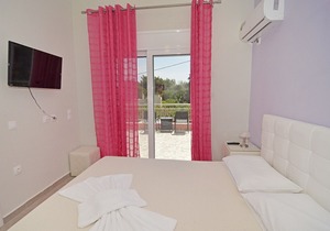 Villa Danae 1, 3-Bedroom Villas with Pool