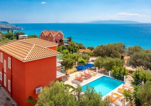 Villa Georgia - Three Bedroom Villa, Sleeps 8