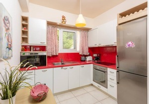 Villa Georgia - Three Bedroom Villa, Sleeps 6