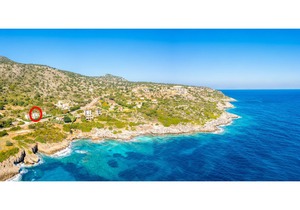 Villa Starfish: Large Private Pool, Walk to Beach, Sea Views, A/C, WiFi