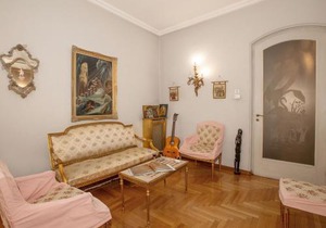 Vintage apartment KOLONAKI