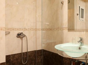 Anastazia Suites | Drosia