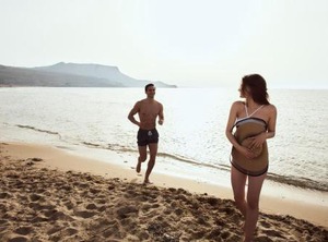 Arina Beach Resort | Vathianos Kampos