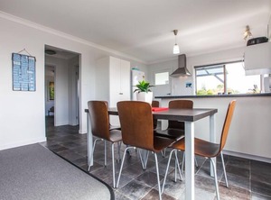 Cottage Beach Golf Getaway | Bridport