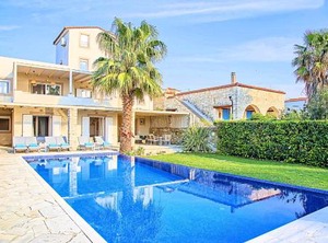 Cretan Mansion Swimming | Dramia