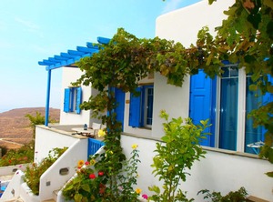 Karyatides | Karia