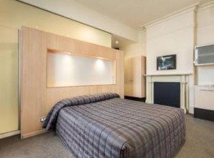 Quest Trinity | Glebe
