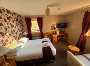 Smithton Hotel | Culloden