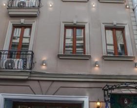 Antique Hostel | Taksim