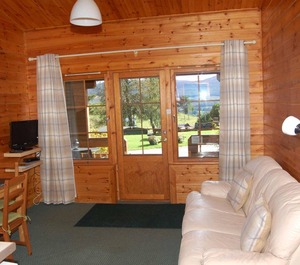 Cosy Rowan Woodland Lodge 