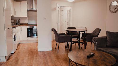 Glasgow Apartment | 100 m² Apartment ∙ 2 bedrooms ∙ 4 guests