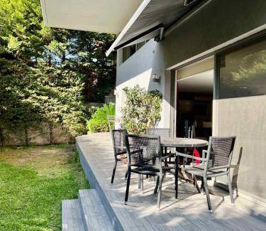 Glyfada Apartment | 100 m² Apartment ∙ 2 bedrooms ∙ 5 guests